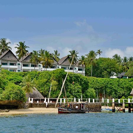 Mnarani Beach Club Hotel Kilifi Exterior photo