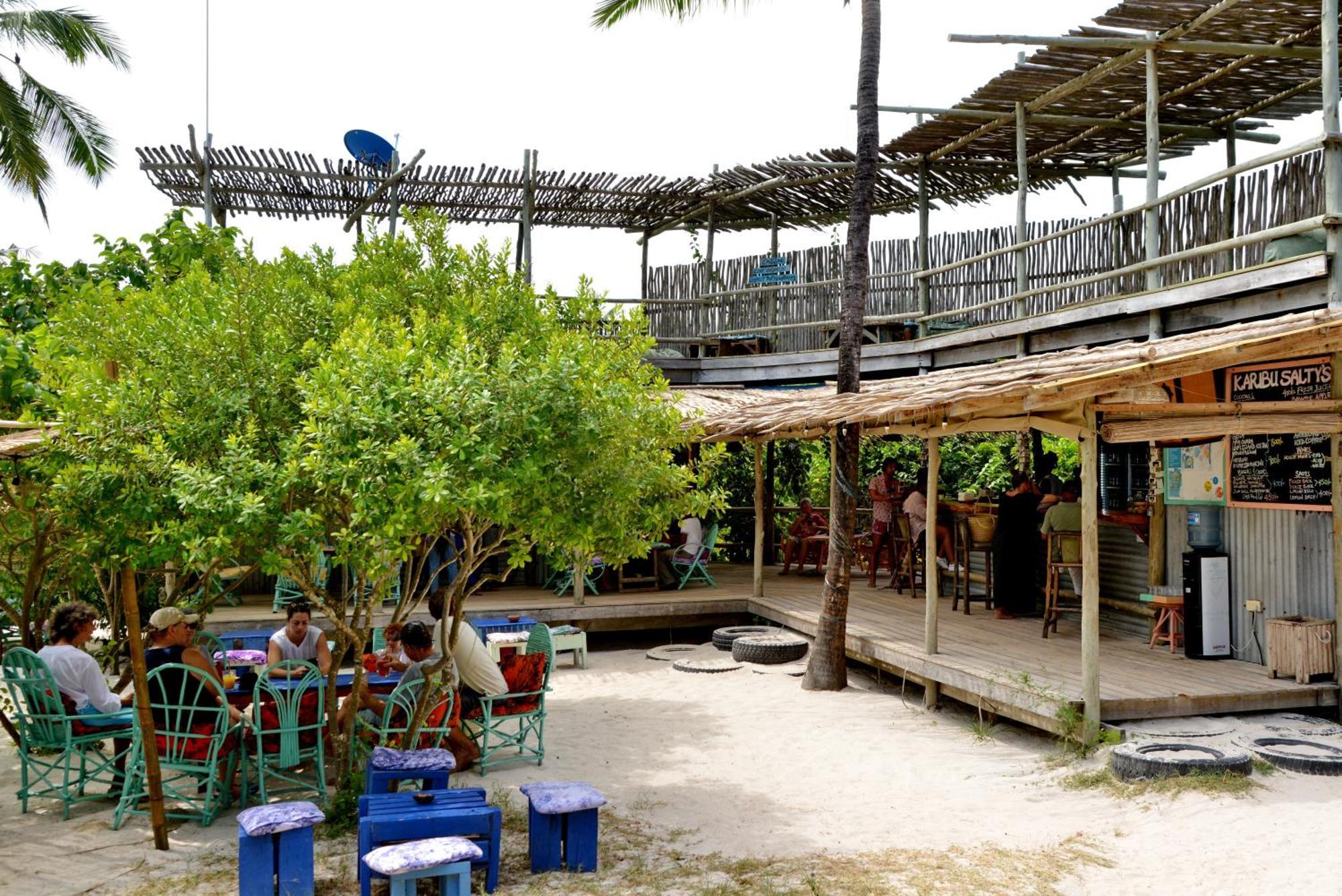 Mnarani Beach Club Hotel Kilifi Exterior photo