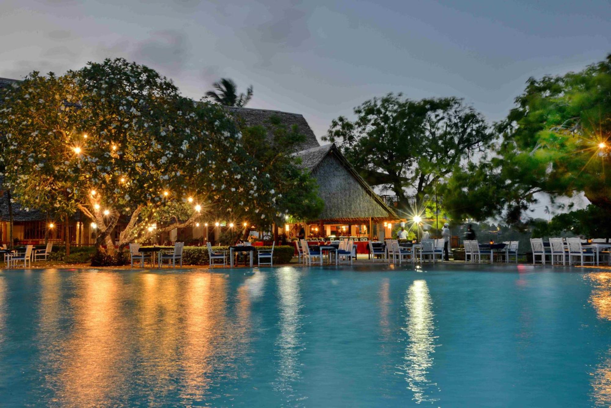 Mnarani Beach Club Hotel Kilifi Exterior photo