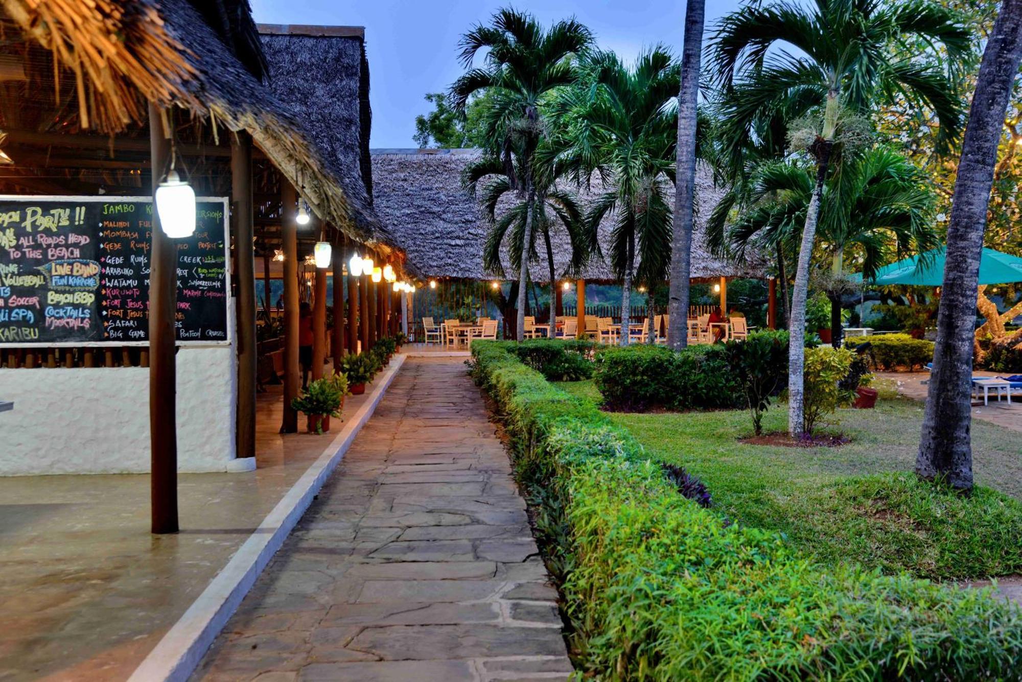 Mnarani Beach Club Hotel Kilifi Exterior photo