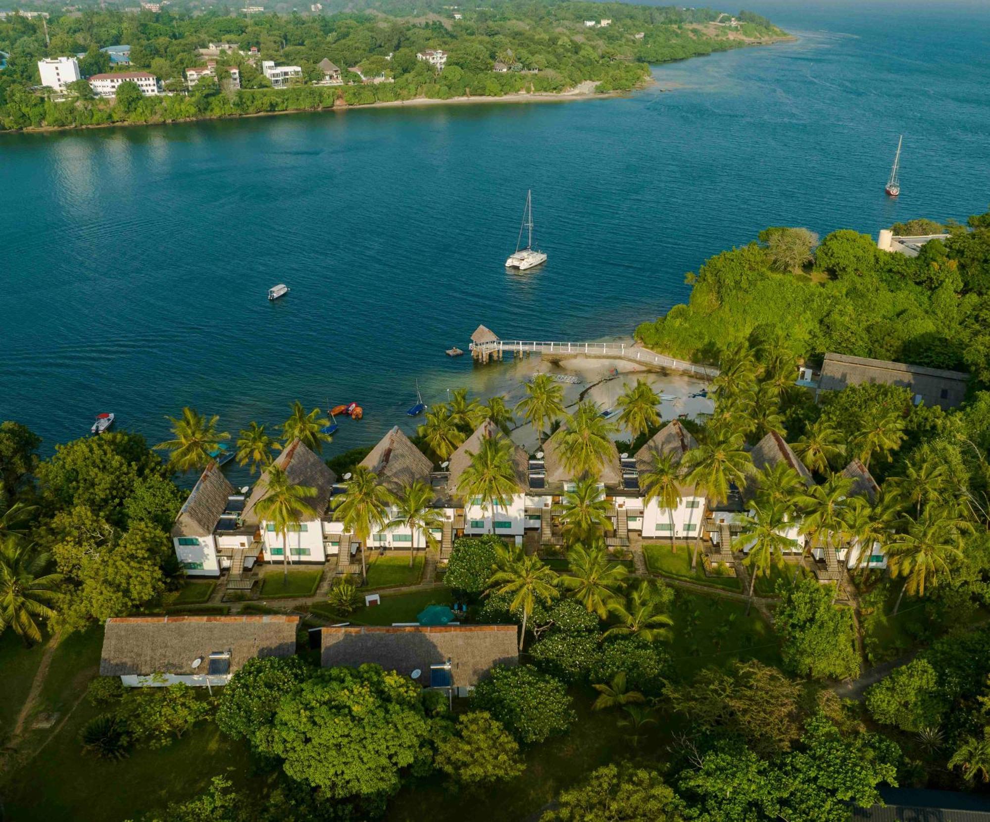 Mnarani Beach Club Hotel Kilifi Exterior photo