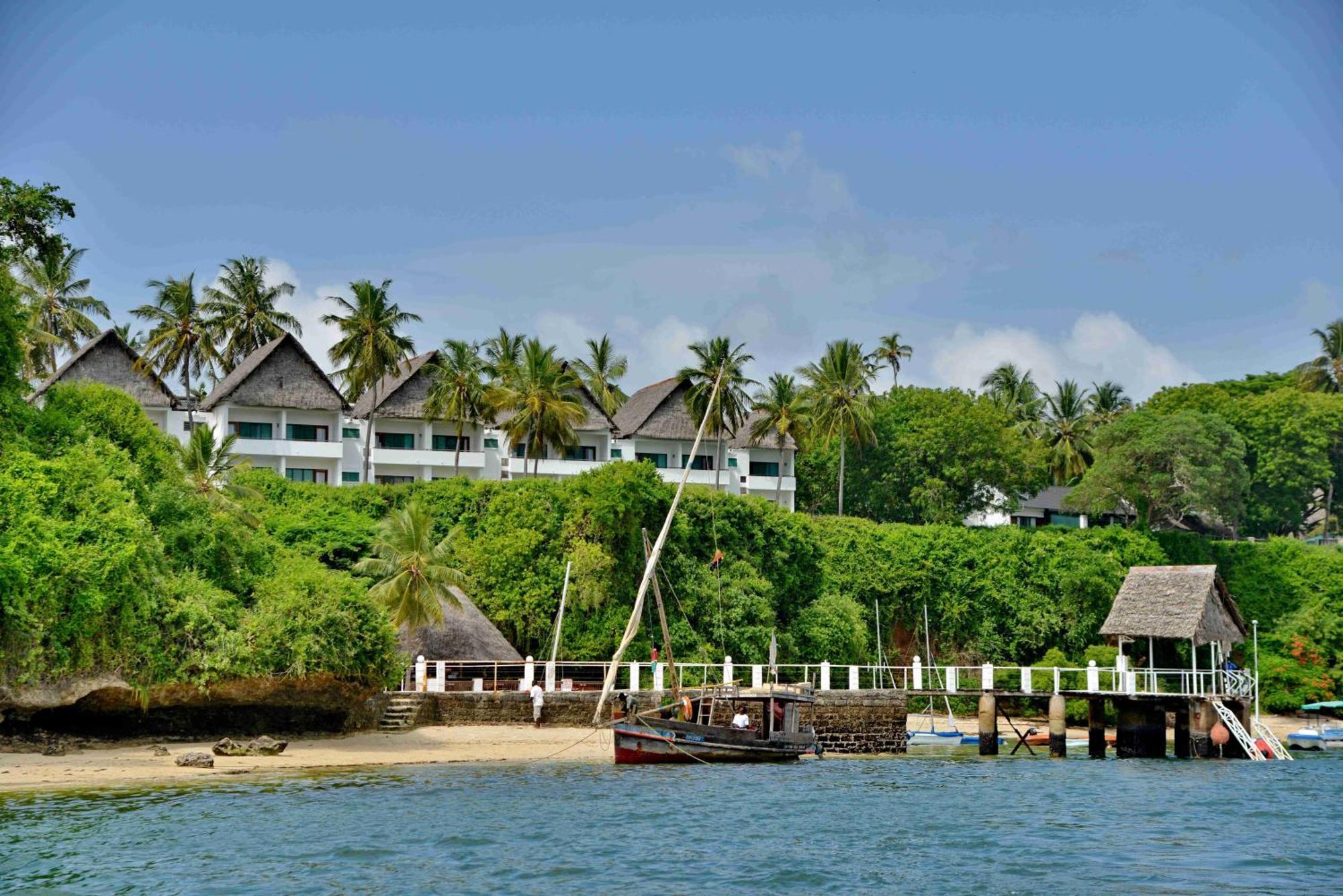 Mnarani Beach Club Hotel Kilifi Exterior photo